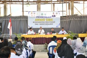 Wabup Lahmuddin Tekankan Kekompakan Aparat Desa di Paguyaman